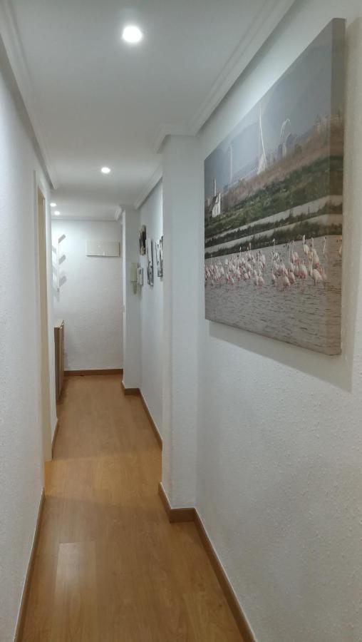 Centrico Apartamento En Valencia Proximo Parada De Metro Angel Guimera Extérieur photo