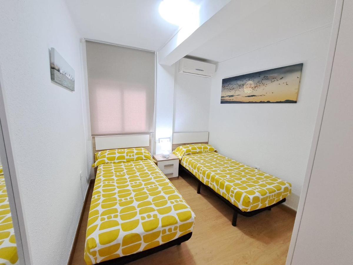 Centrico Apartamento En Valencia Proximo Parada De Metro Angel Guimera Extérieur photo